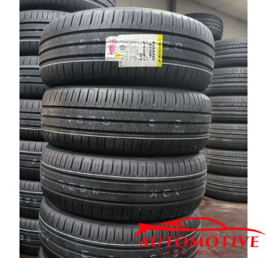 Lốp (Vỏ) ô tô Dunlop 205/55R17 91V Enasave EC300+ (Lốp theo xe  Mitsubishi XPander, Mitsubishi Xpander Cross,..)