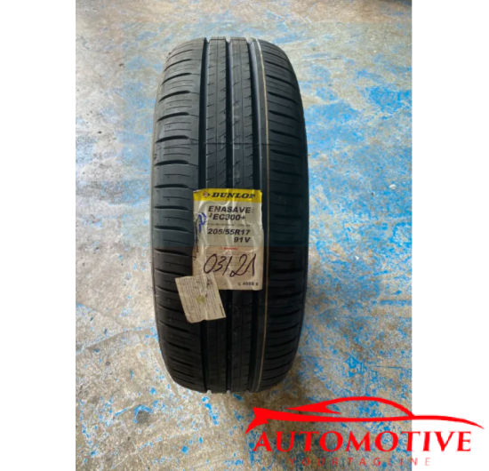Lốp (Vỏ) ô tô Dunlop 205/55R17 91V Enasave EC300+ (Lốp theo xe  Mitsubishi XPander, Mitsubishi Xpander Cross,..)